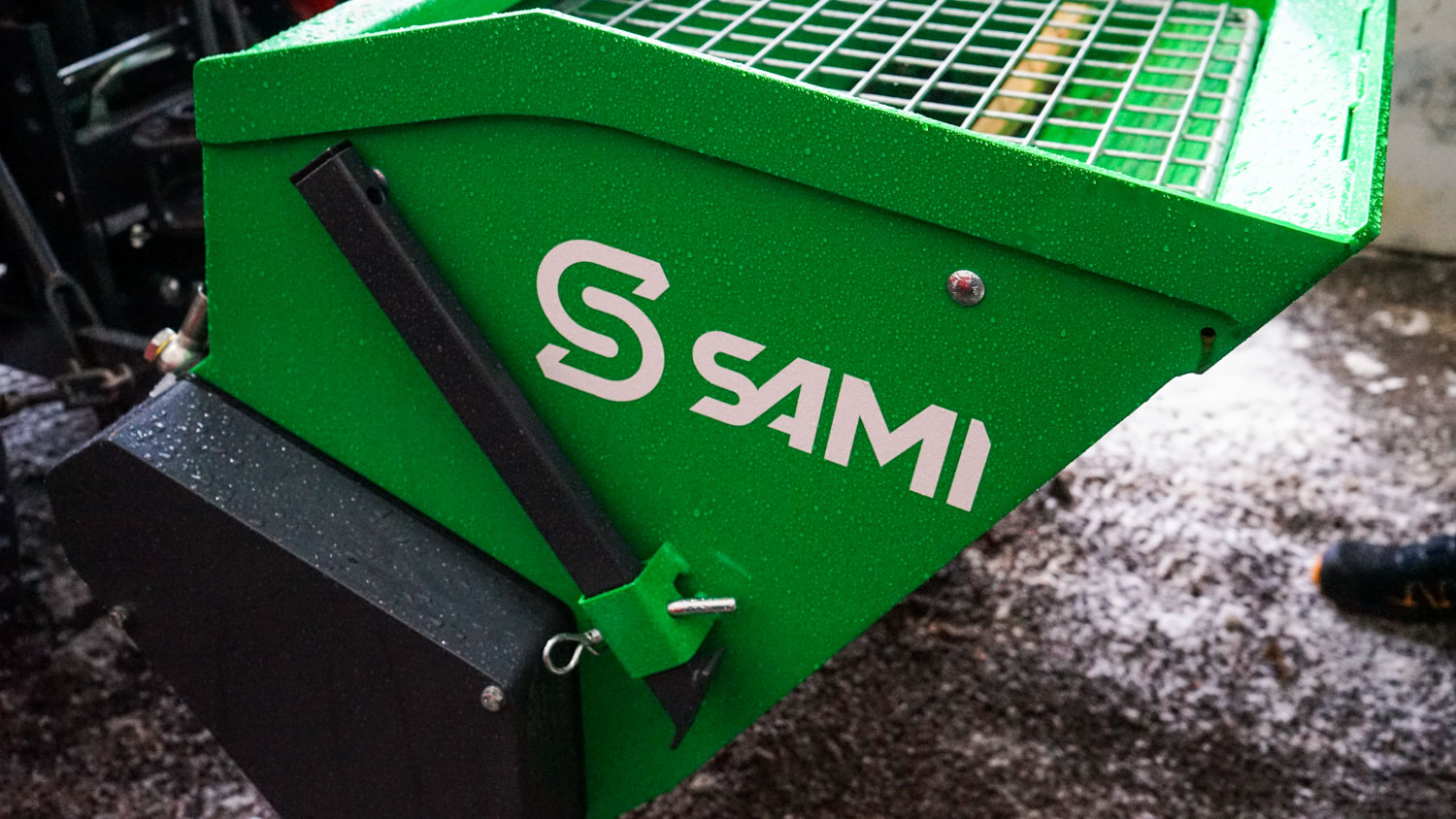 SAMI Kompaktni posipalniki SLS